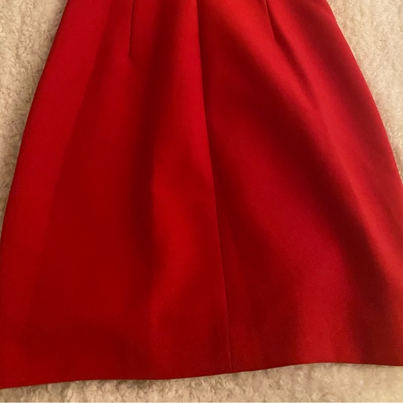 Elizabeth and James low cut red mid length dress in size 0 - Picture 3 of 6